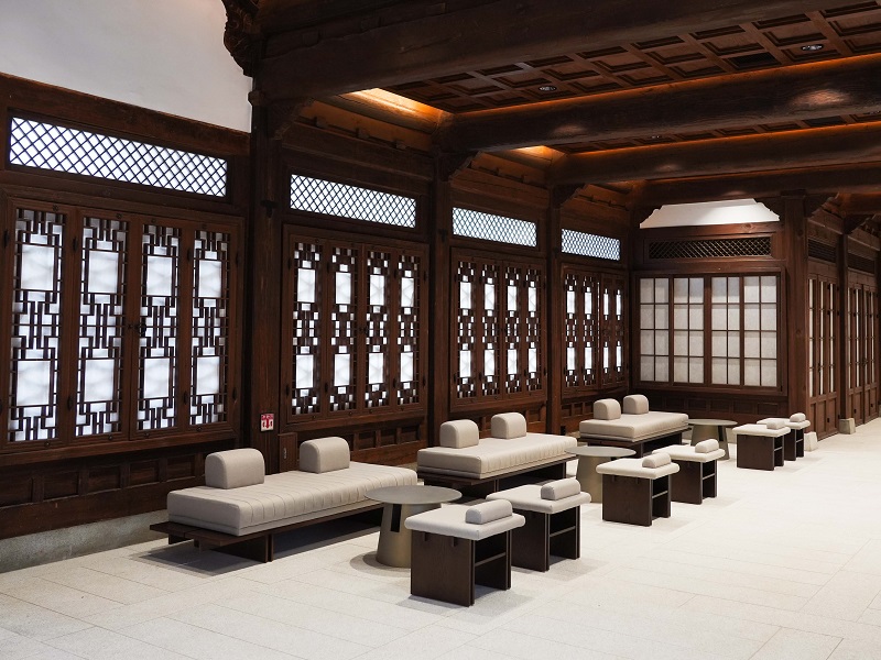 한국의집, 45년 만의 새 단장… 궁중음식 다이닝으로 봄을 열다