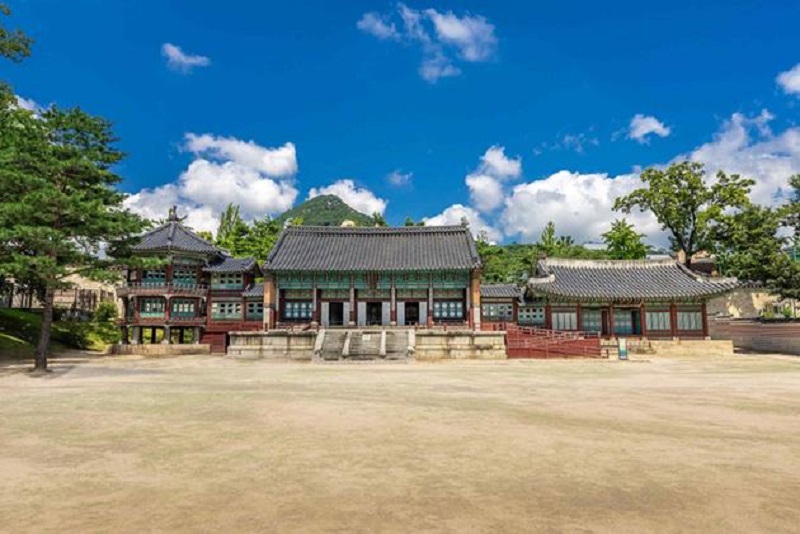 궁궐에서 책을 읽는 시간, 경복궁 ‘집옥재 작은도서관’ 4월 개방