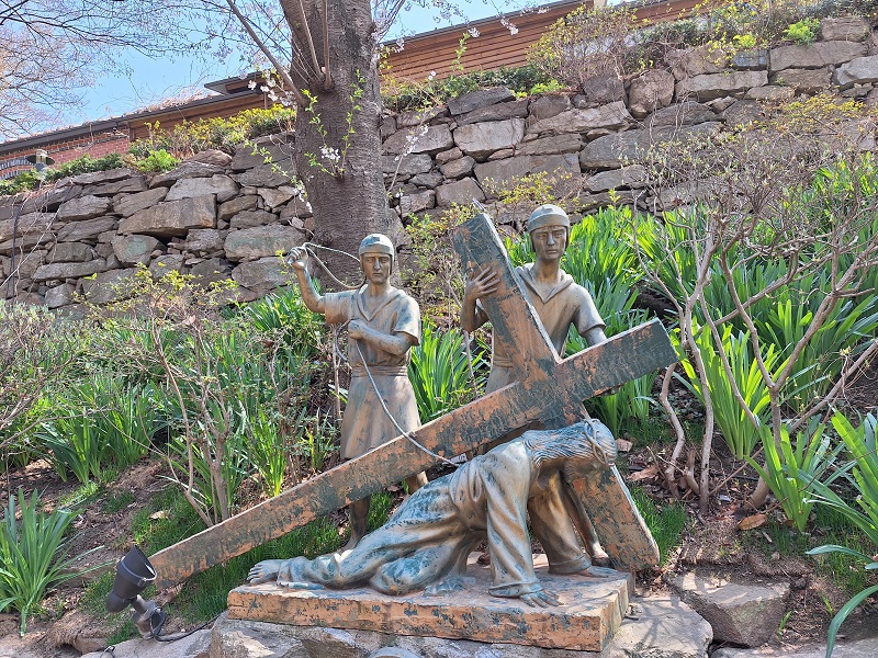 예수 그리스도의 고난과 인류의 평화