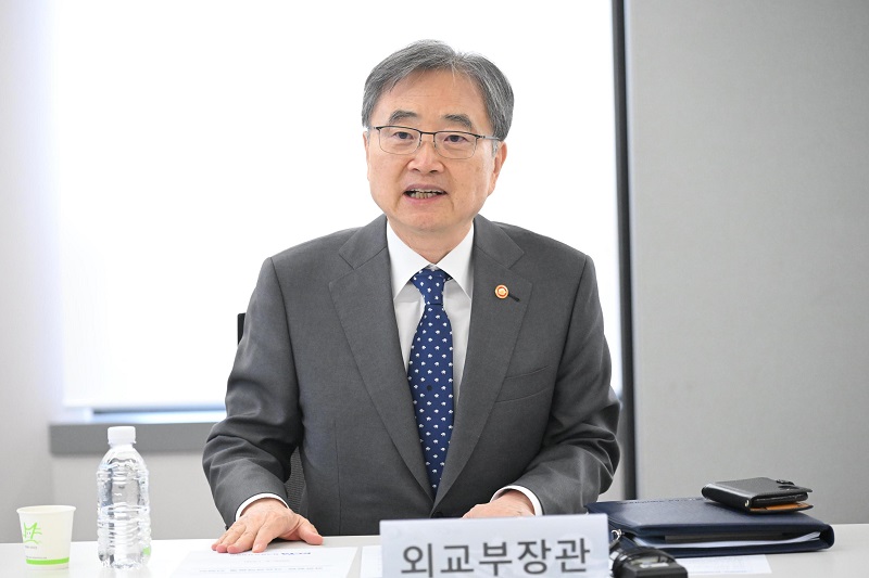 조현 외교장관, 한국화학산업협회 및 석유화학업계 간담회 개최