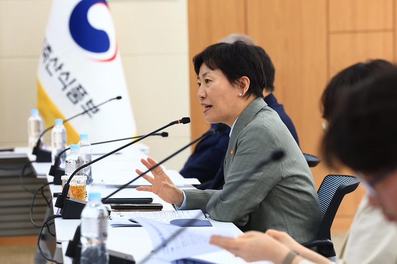 송미령 장관, 농식품부 위원회와 직접 소통 강화